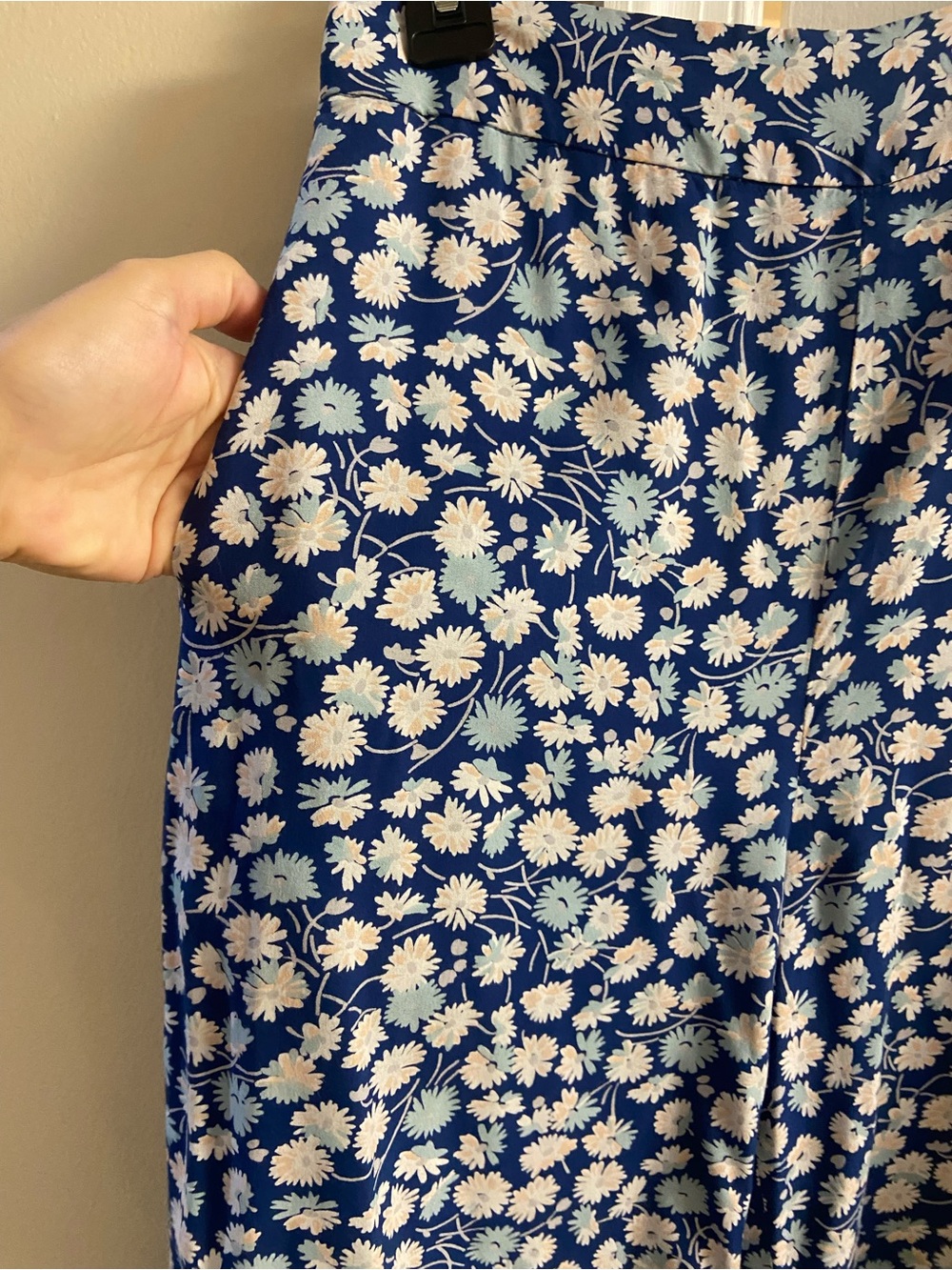 Madewell Navy cropped wide leg pants with Ivory Floral Print Medium - Picture 6 of 8